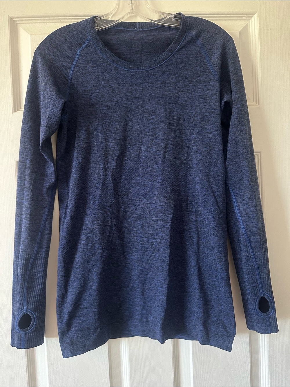 Lululemon long sleeve Heather dark blue size 4-6